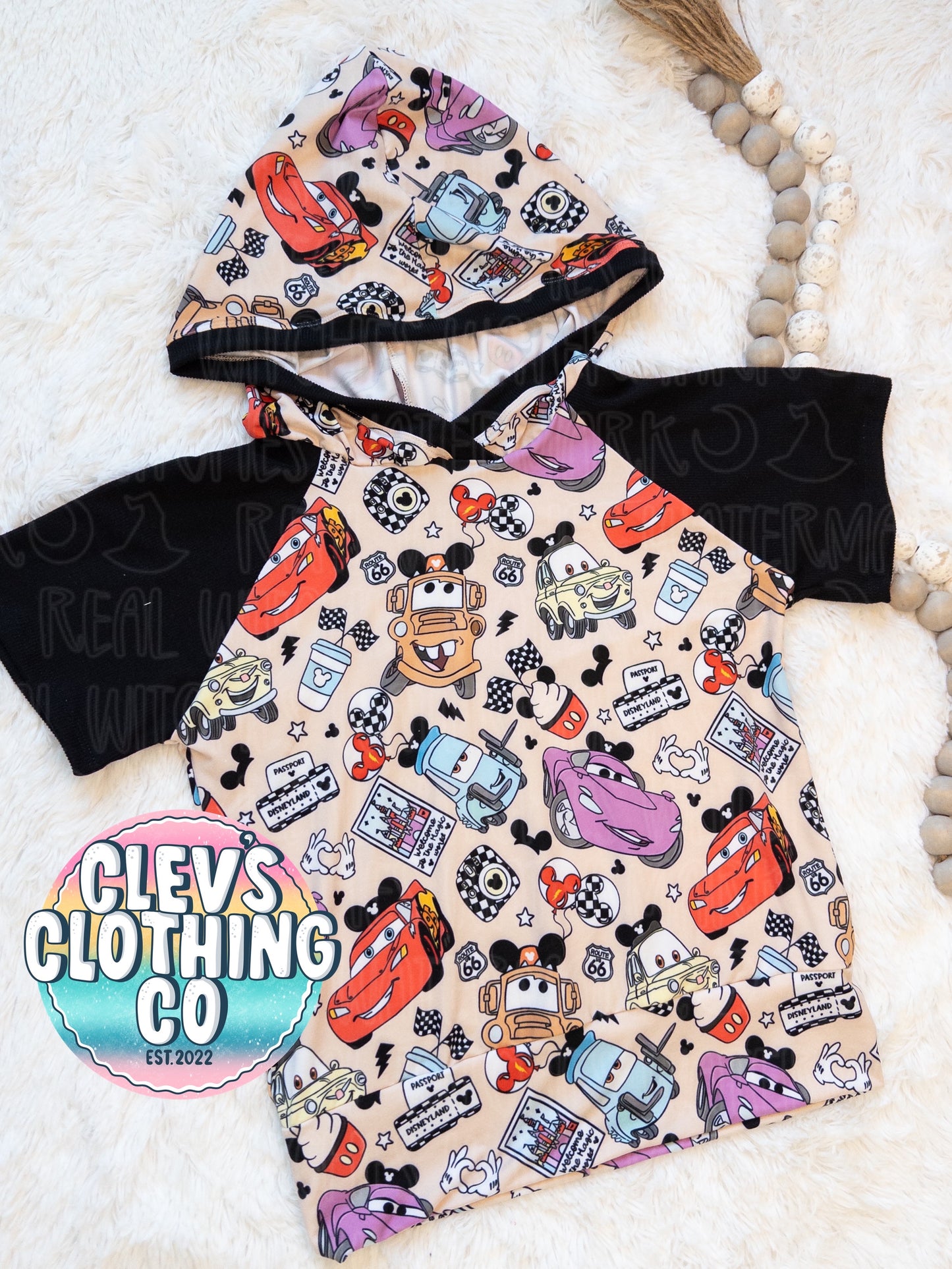 HOODED RAGLAN TEE
